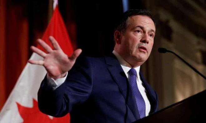 Thủ hiến Jason Kenney buộc phải sa thải các quan chức phạm luật /// Reuters