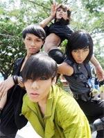 Mốt người dây của giới trẻ Singapore