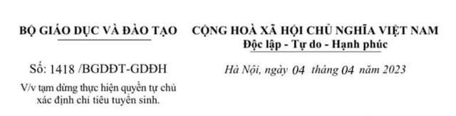 2 trường ĐH bị tước quyền xác định chỉ tiêu vì tuyển vượt - Ảnh 1.