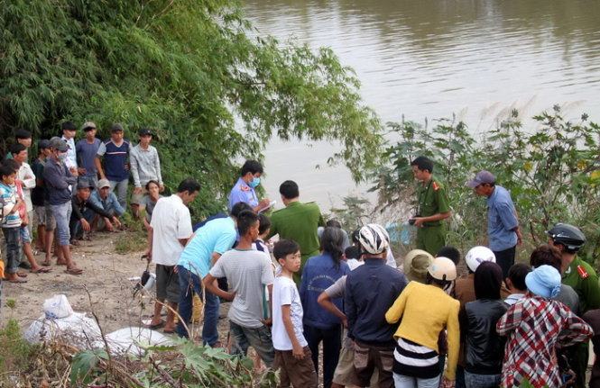 Một thanh niên nhảy sông chết đuối