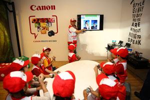 Một thế giới “chơi mà học” tại Canon Photo Studio