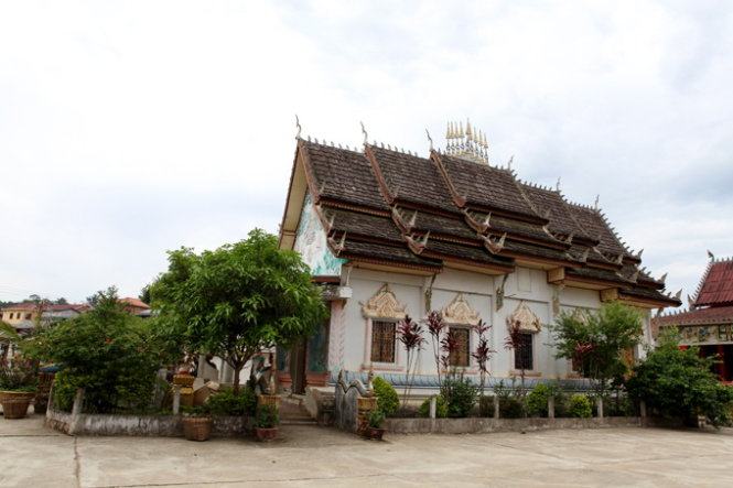 Một thoáng Sầm Nưa  