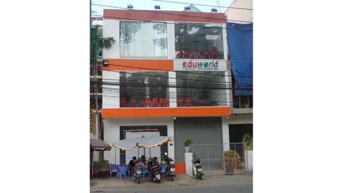 Một trường ngoại ngữ “biến mất”