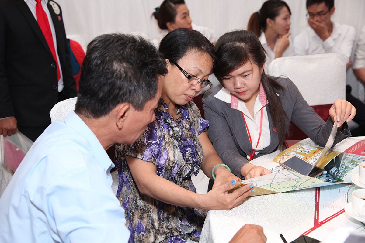 Bán hết 100% tại Lễ mở bán Phố thương mại Phúc Hưng