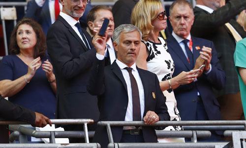 mourinho-cac-hlv-chi-trich-vu-pogba-vi-doi-cua-ho-qua-nho