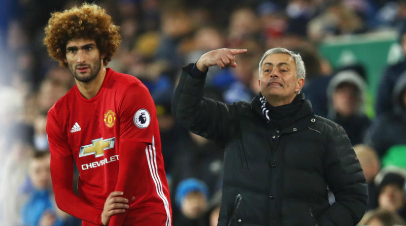 Mourinho cạn lời khi Fellaini tặng quà cho Everton Mourinho cạn lời khi Fellaini tặng quà cho Everton
