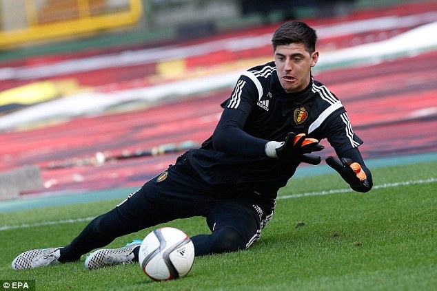 Mourinho nhận hung tin: Courtois nghỉ 2 tháng!