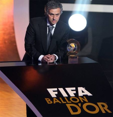 Mourinho ủng hộ ý tưởng khai tử Quả Bóng Vàng
