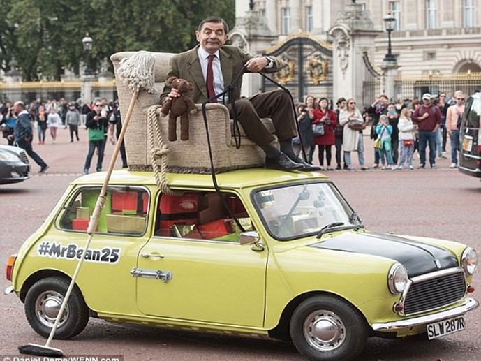 Mr.Bean đại náo điện Buckingham