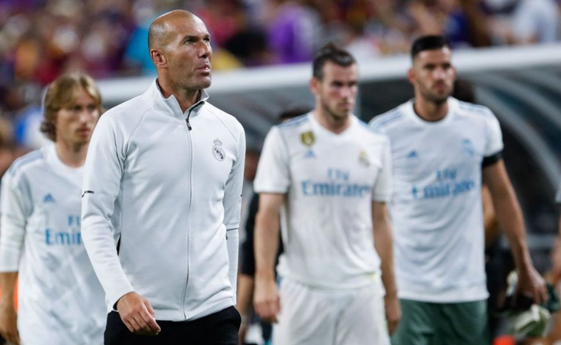 MU gia hạn Young, Zidane “đuổi” 8 ông kễnh khỏi Real