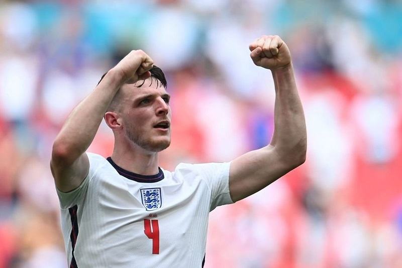 MU trở lại ký Declan Rice, Haaland gật Real Madrid