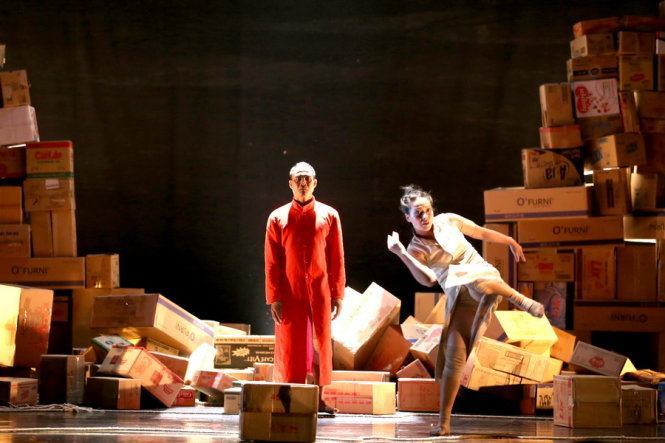 Múa đương đại hàn gắn nỗi đau chiến tranh