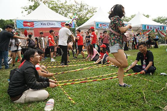Trên 2.000 sinh viên tham dự Ngày hội văn hóa quốc tế