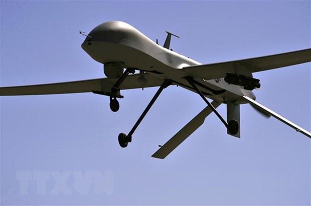 Mỹ cấm mua máy bay không người lái của Nga và Trung Quốc