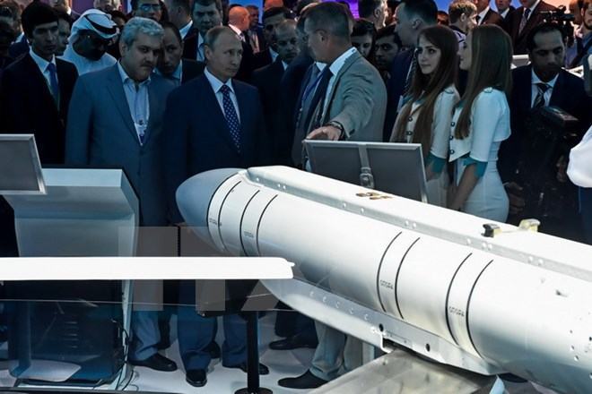 Mỹ lo lắng vì chương trình không gian vũ trụ Nga, Trung Quốc