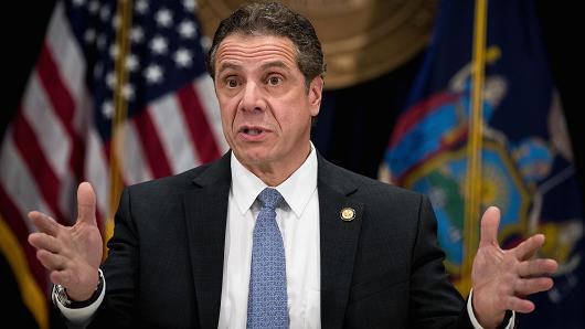 Mỹ rút khỏi Hiệp định Paris, lãnh đạo các thành phố ào ào phản ứng