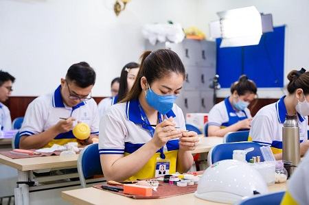 Thu nhập ngàn đô với khoá học nail tại Seoul Academy?