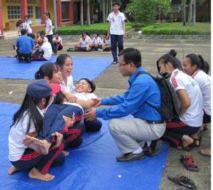 Nâng cao nhận thức của học sinh về an toàn giao thông