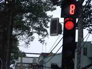 Nâng cao ý thức giao thông qua… loa