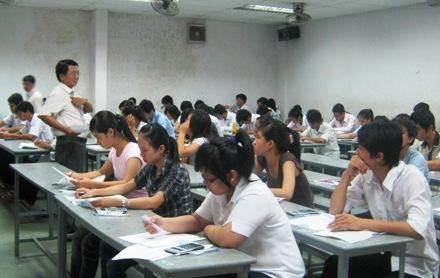 “Nâng cấp bằng” từ cuộc đua liên thông