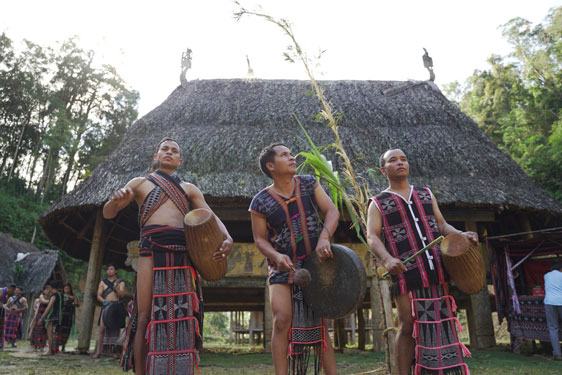 Nét đẹp thiên nhiên và con người trong “Mẹ Rừng”