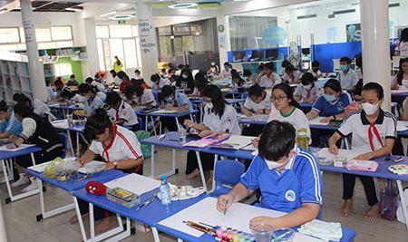 Hàng trăm học sinh tham dự vòng chung khảo xếp hạng Hội thi Nét vẽ xanh lần 26