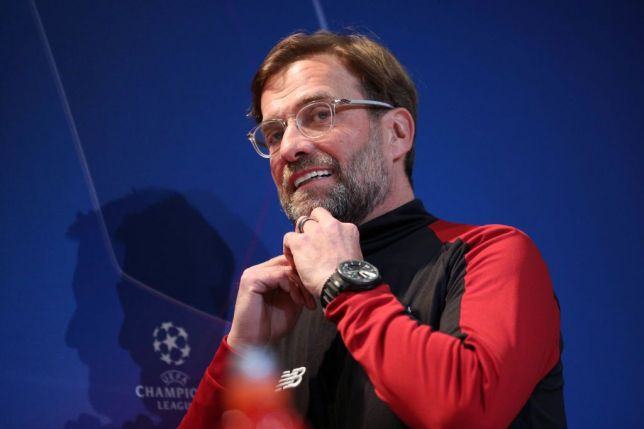 Neville xúi Liverpool bỏ cúp C1, Jurgen Klopp nổi đóa