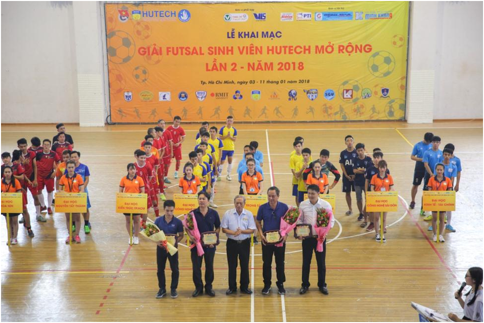 Chính thức khai mạc “Giải Futsal Sinh viên HUTECH mở rộng 2018”