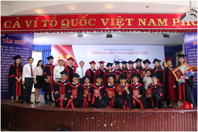 STU trao bằng tốt nghiệp thạc sĩ khóa 1