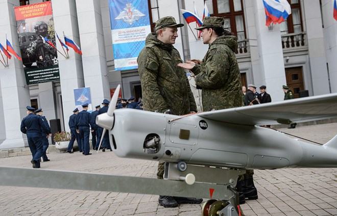 Nga đưa UAV Orlan-10 ‘phủ bóng’ Bắc Cực