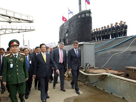 Nga giao tàu ngầm cho Việt Nam vào tháng 11