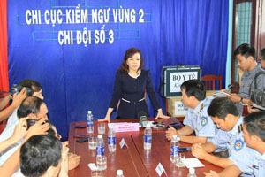 Ngành y tế cùng ngư dân bám biển