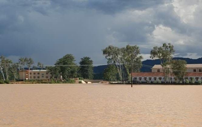 Ngập lụt diện rộng, hàng loạt trường ở Nghệ An thông báo học sinh nghỉ học