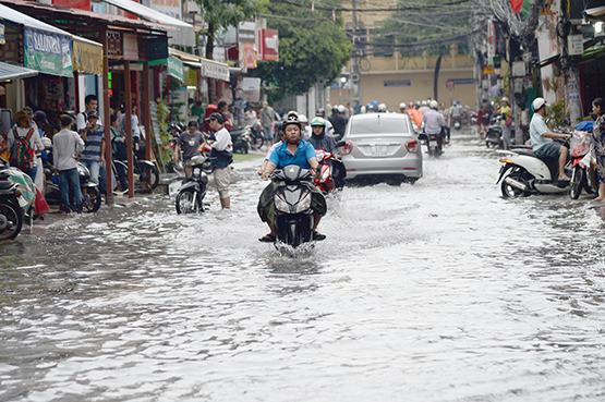 TP.HCM: Thí điểm dùng máy bơm chống ngập
