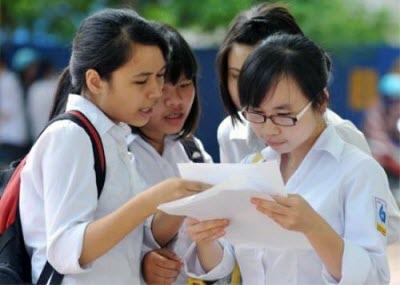Ngày 12-6, học sinh Hà Nội nhận Phiếu báo thi vào lớp 10