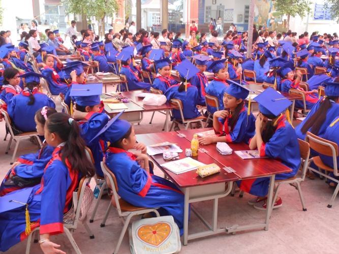 Ngày hội “Em tập viết đúng, viết đẹp”