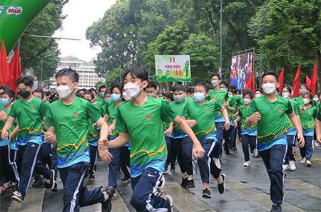 Học sinh, sinh viên hưởng ứng Ngày chạy Olympic “Vì sức khỏe toàn dân”