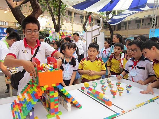 Hơn 500 học sinh chung tay vì nguồn nước sạch