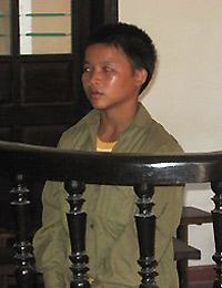 Nghệ An: Đấm chết bạn, học sinh lớp 9 lĩnh 4 năm tù