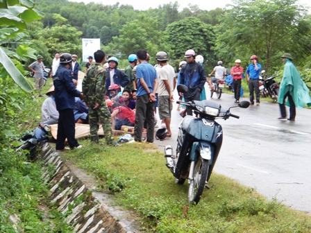 Nghệ An: Tai nạn trên đường đi ăn hỏi về, 3 người thương vong