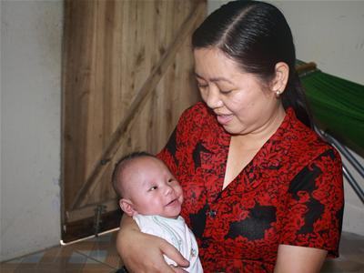 Nghé, đứa bé hai lần bị bỏ rơi