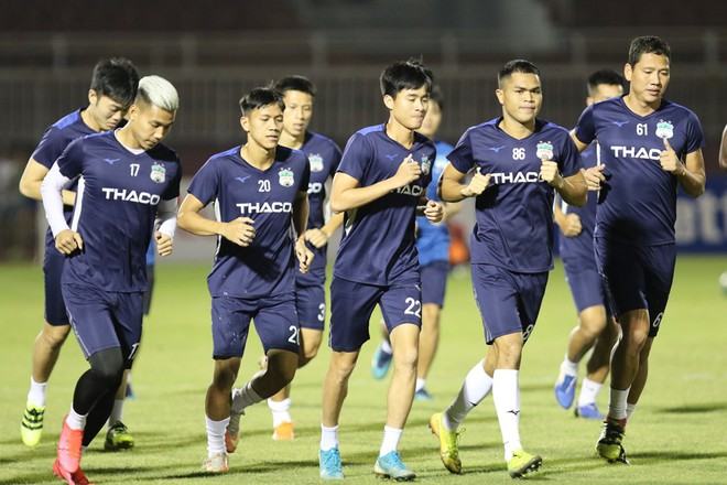 Nghịch lý V-League: HAGL vào nhóm tranh vô địch nhưng nào để tranh vô địch!