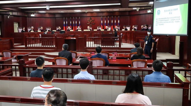 Ngoại tình không còn là tội hình sự tại Đài Loan