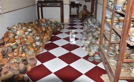 Ngôi nhà kỳ lạ chất đầy hàng ngàn đồ xưa ở... miền Tây - ảnh 10