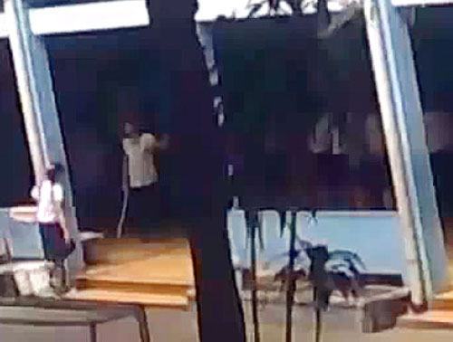 Ngôi trường nội trú trị học sinh bằng roi