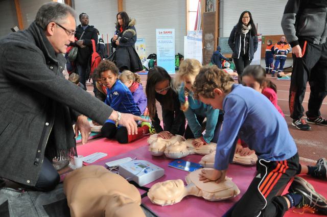 Người bệnh tim sống lâu hơn người khỏe bình thường?