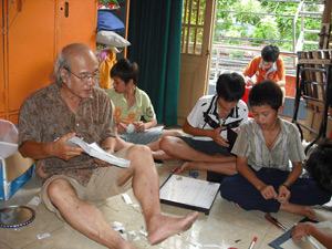 Người “bố” tận tụy