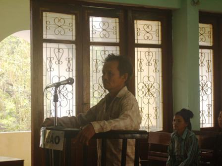 Người con bất hiếu và nhát dao oan nghiệt