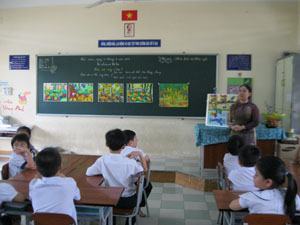 Người lớn nên soi lại mình