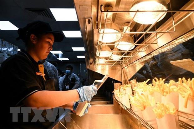 Người Nga xếp hàng dài trải nghiệm hương vị cũ của McDonalds mới hình ảnh 1 Nguoi Nga xep hang dai trai nghiem huong vi cu cua McDonalds moi hinh anh 1